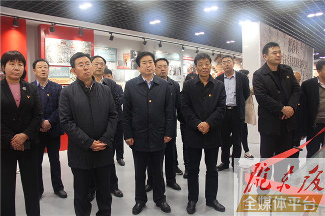 慶陽市人大常委會(huì)機(jī)關(guān)黨員干部赴環(huán)縣開展“追尋紅色足跡，踐行初心使命”主題黨日活動(dòng)